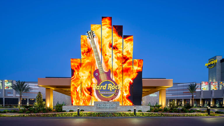 Learn to Play the Guitar at Hard Rock Hotel & Casino Sacramento at Fire Mountain